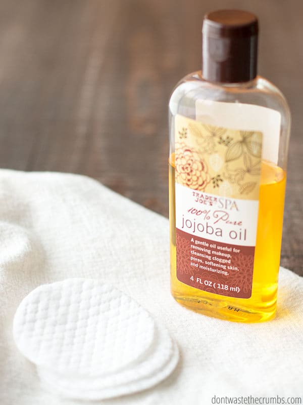 7 Natural Makeup Remover Recipes for Healthy Skin (3)