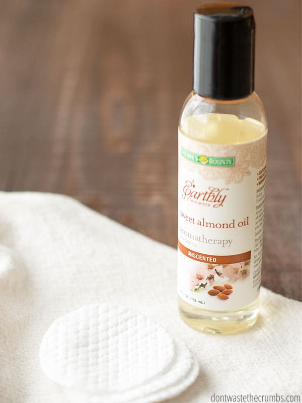 7 Natural Makeup Remover Recipes for Healthy Skin (2)