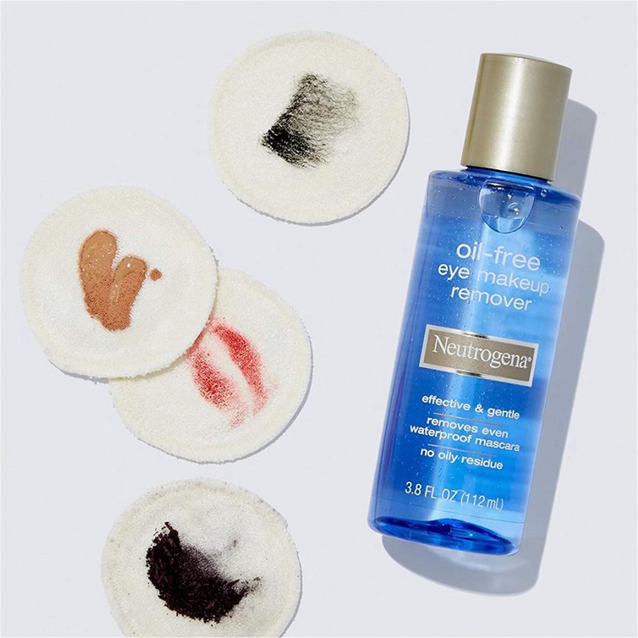 How to Remove Waterproof Mascara - Glamour 'n Glow (8)