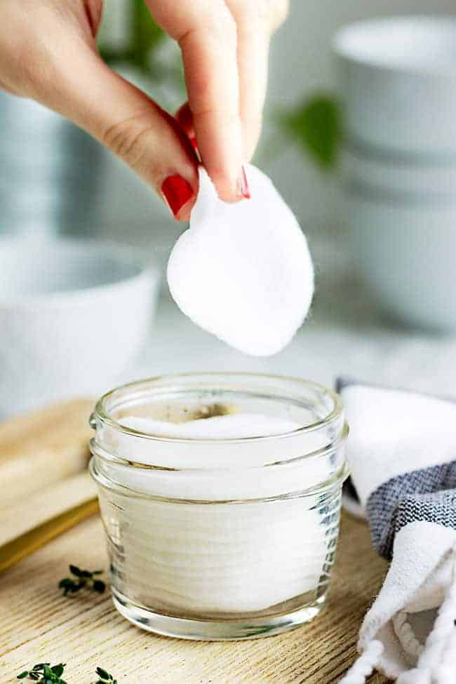 Effortlessly Remove Makeup with 10 DIY Solutions (5)